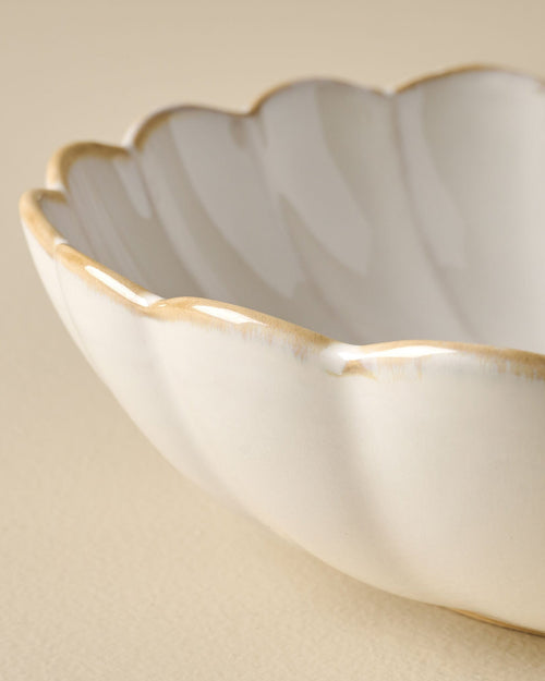 Cream Scalloped Serving Bowl